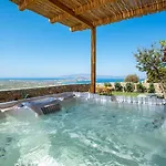 Daire 7days I Relax With Private Jacuzzi & Seaview Agkidia