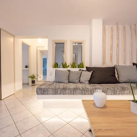 7days I Relax With Private Jacuzzi & Seaview * Αγγίδια