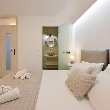 7days I Relax With Private Jacuzzi & Seaview Αγγίδια